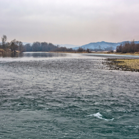 Tragedija na Drini: Dva mladića pronađena mrtva u vikendici