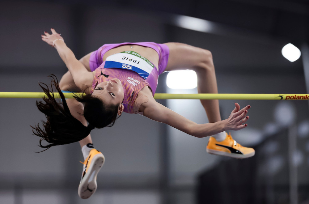 Angelina izbegla komplikacije – u stopu prati Crnogorku!