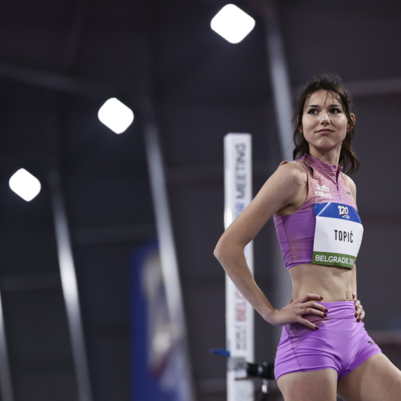 Topić: "Divno je – popiješ kafu u svom stanu, pa pobediš u svom Beogradu" VIDEO