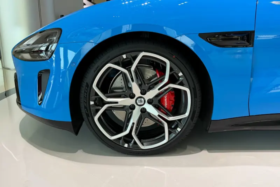 Novi Xiaomi SU7: Kineski hit osvežen, cena od 27.000 evra! FOTO