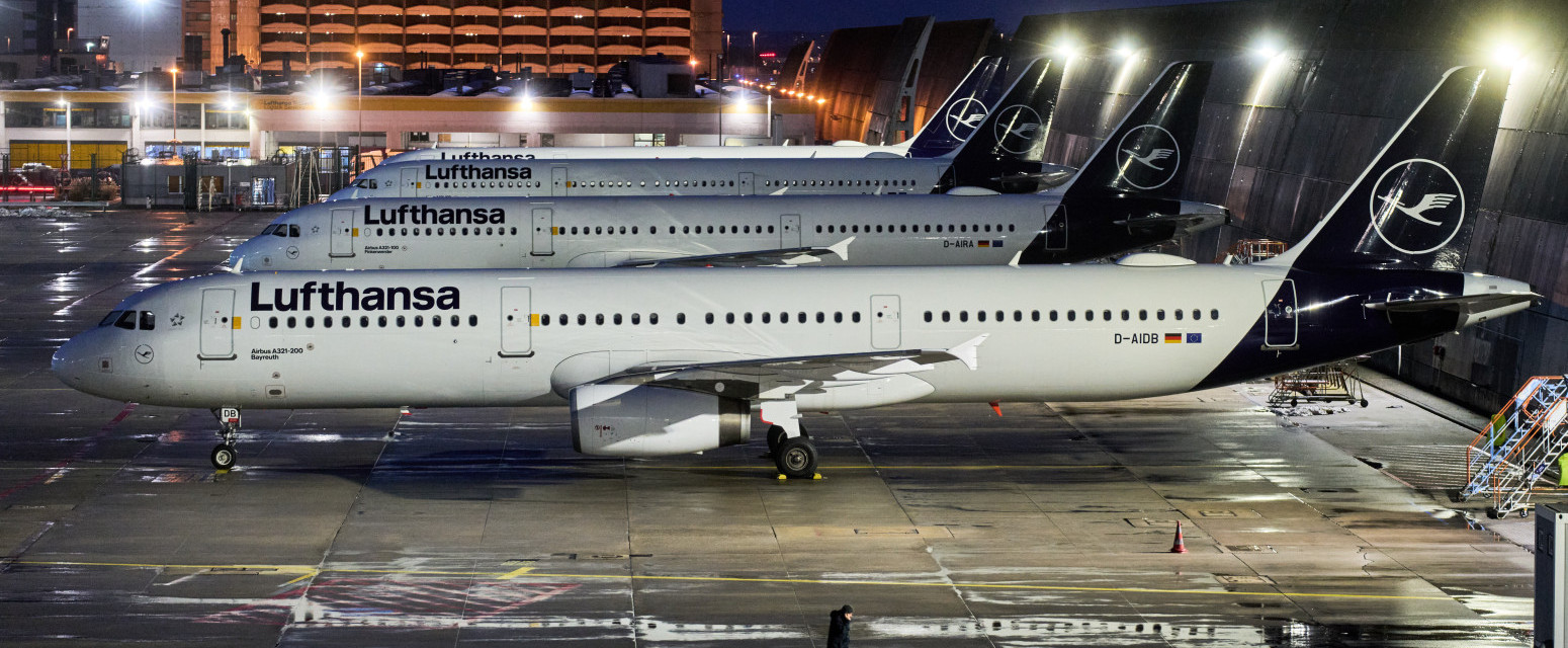 Na aerodromu u Nemačkoj 500 putnika zarobljeno u avionima