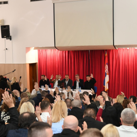 Sastanak srpskih lidera sa KiM; "Zakon o strancima i vozilima Kurti koristi za etničko čišćenje Srba"