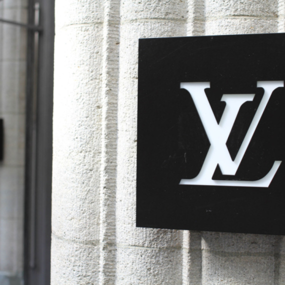 Holandski ogranak kompanije Luj Viton kažnjen sa 500.000 evra