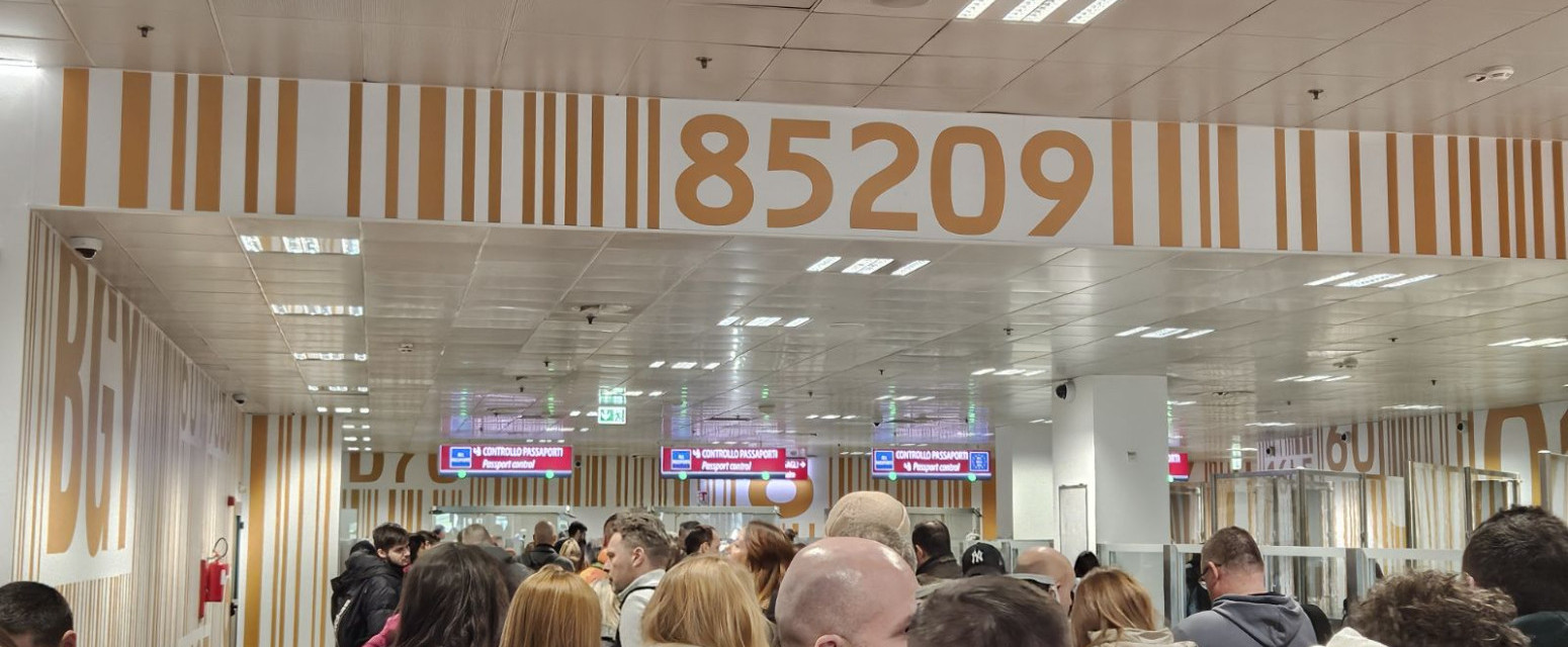 Putnici iz Srbije otkrili kako izgleda primena EES sistema na aerodromu: "Prave se gužve"