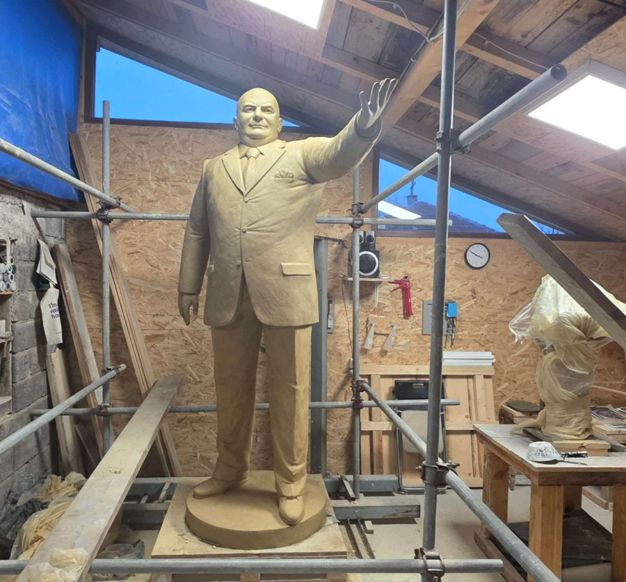 Marković: Spomenik mom ocu konačno gde mu je mesto FOTO