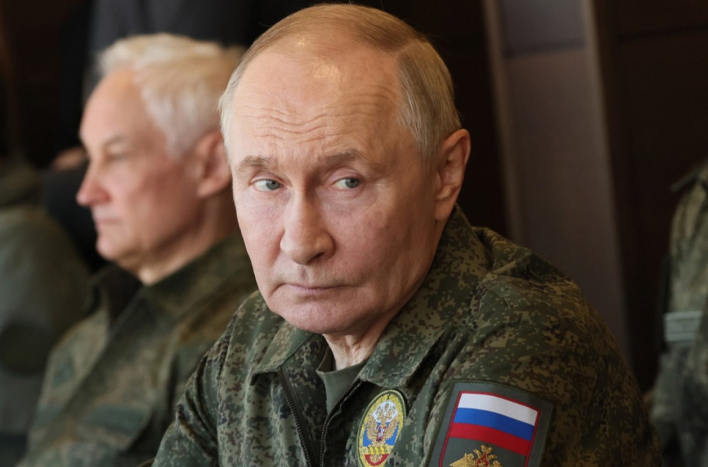 Putin ruši NATO sa 15.000 vojnika