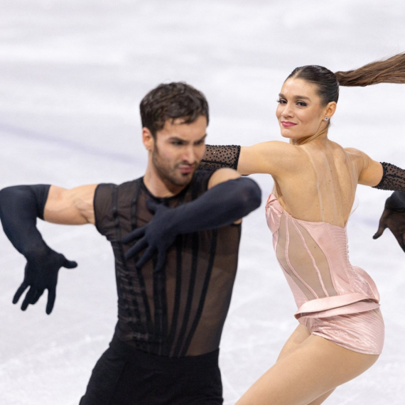 Niko nije očekivao da će Madonin provokativni korset biti deo ZOI FOTO/VIDEO