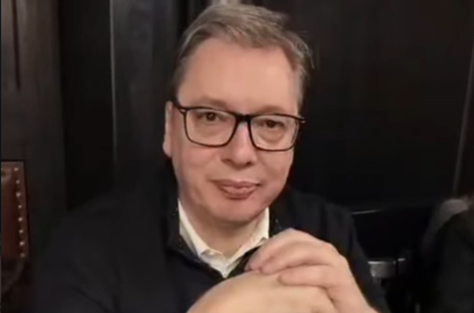 Vučić se oglasio iz Minhena: Srpsko-srpski dijalog u bavarskoj kafani VIDEO