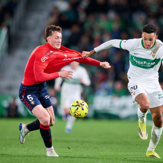 Festival velikih promašaja u Elčeu