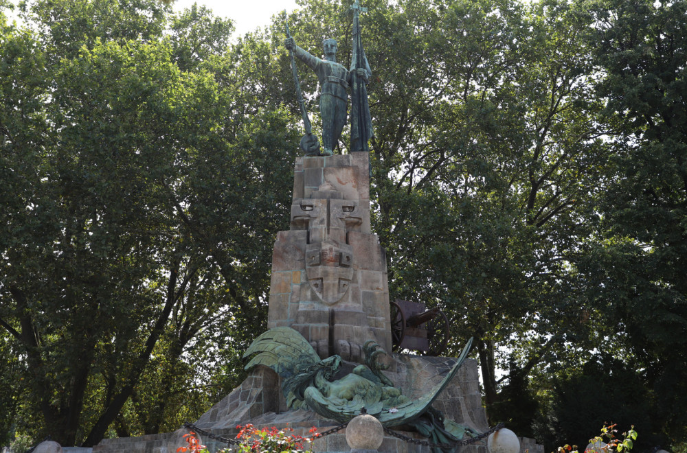 Radno vreme Novog groblja tokom Dana državnosti: Sahrane se neće obavljati 15.