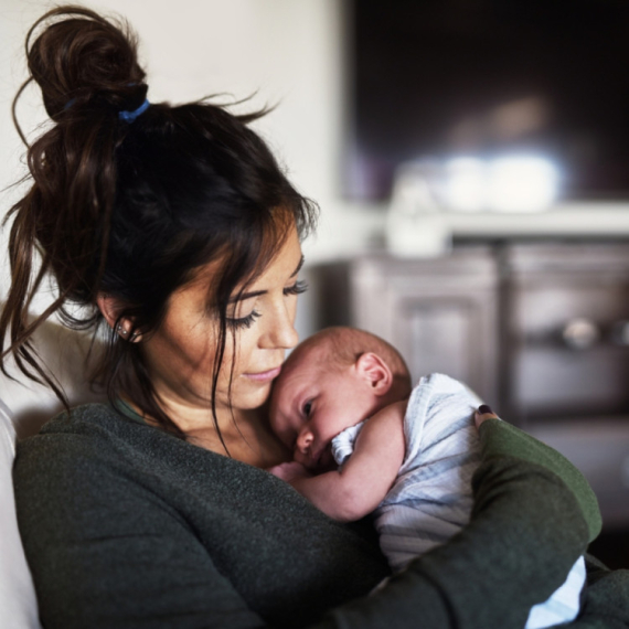 Ovo niste znali, evo zašto bi roditelji trebalo da pevaju bebama