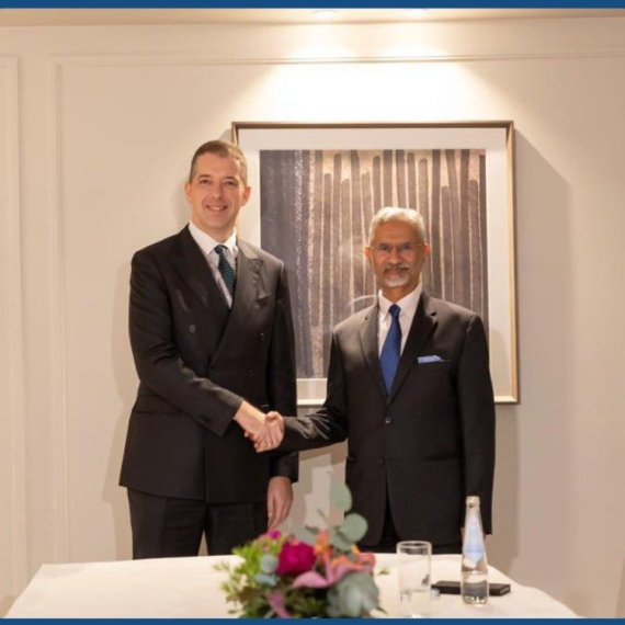 Ministar spoljnih poslova Indije čestitao Dan državnosti Srbije