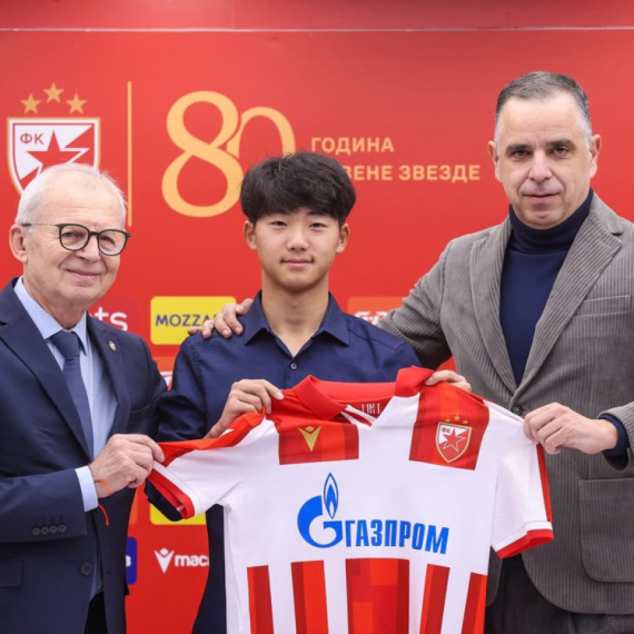 Kao grom iz vedra neba – Zvezda objavila potpis sa kineskim tinejdžerom