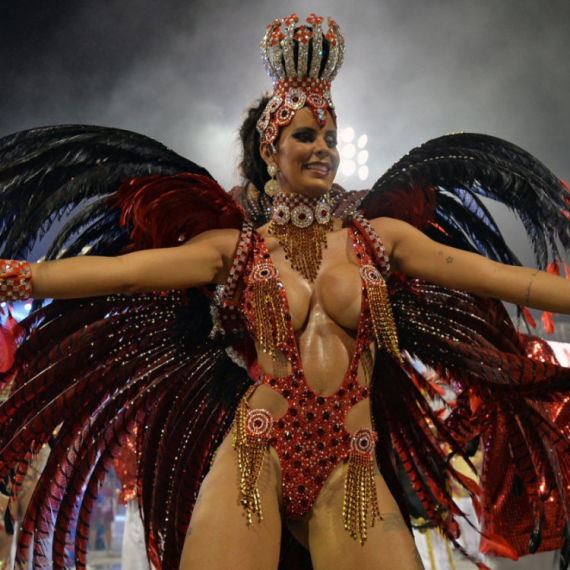 Raskošne obline Brazilki opet osvajaju svet: I niko nije imun na njih FOTO