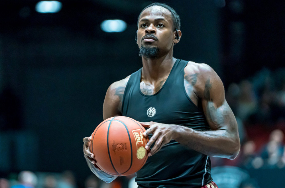 Maksimalnih 100 poena za titulu – Bruer pokorio VTB Ol-star spektakl