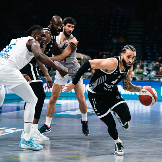 Penjaroja pobesneo na Vašingtona!