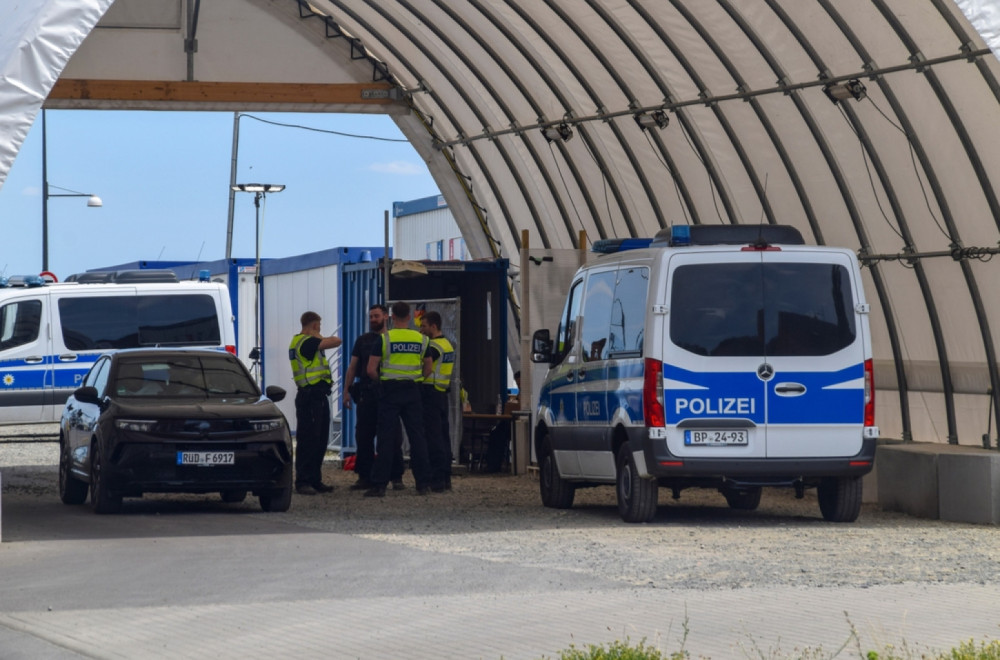 Ova evropska država produžava granične kontrole: Od 15. marta novih šest meseci FOTO