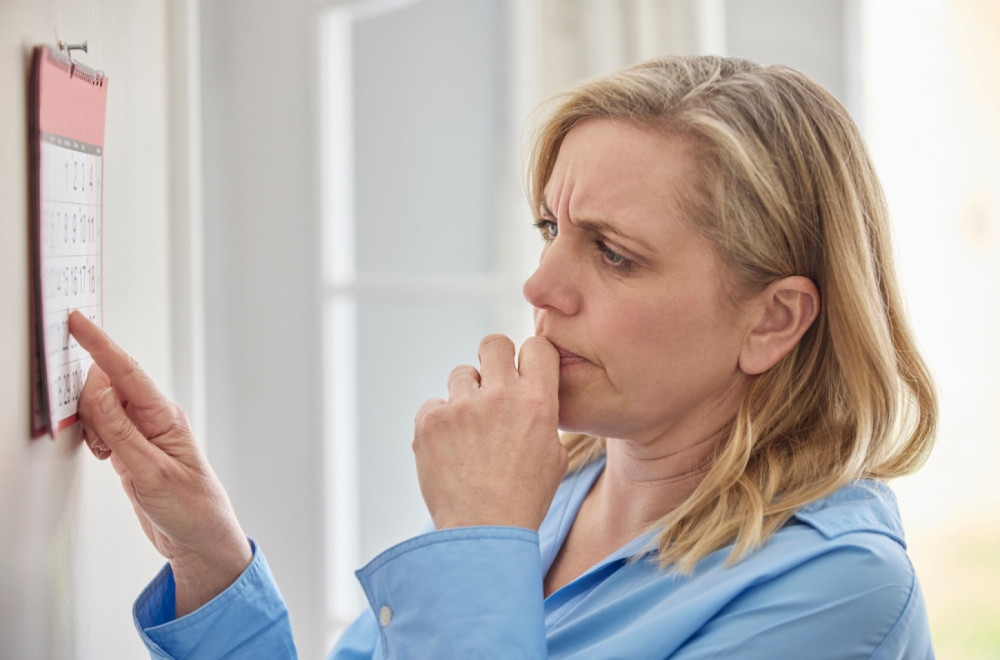 Moždana magla u menopauzi: Kakvu ulogu ima pad estrogena? FOTO