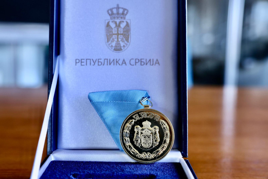 Zlatna medalja za zasluge: Kancelariji za IT i eUpravu uručeno odlikovnje povodom Dana državnosti