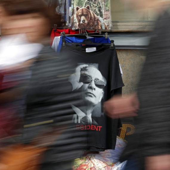 Može li Putinov lik na sve? Kremlj će da tuži samo ove proizvođače