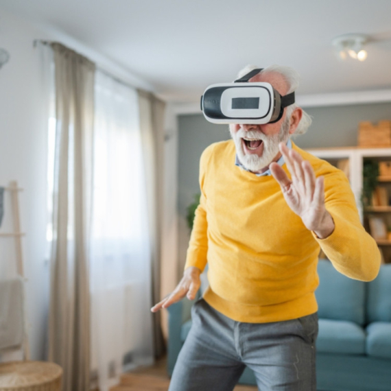 Simulator za oporavak od moždanog udara: Koristi virtuelnu stvarnost i veštačku inteligenciju FOTO