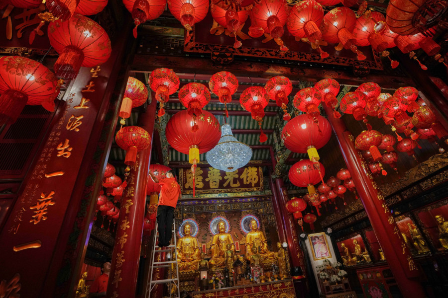 Spektakularan doček Nove godine u Kini: Ples humanoidnih robota oduševio svet FOTO/VIDEO