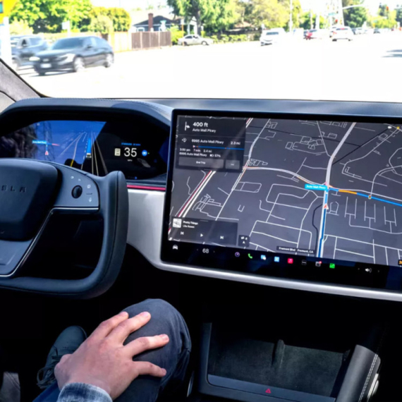 Sud odlučio: Vozač snosi odgovornost i kada koristi sisteme asistencije u automobilu