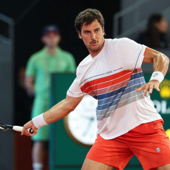 Hrvat pravio haos na meč-lopti, pa pretio sudiji VIDEO