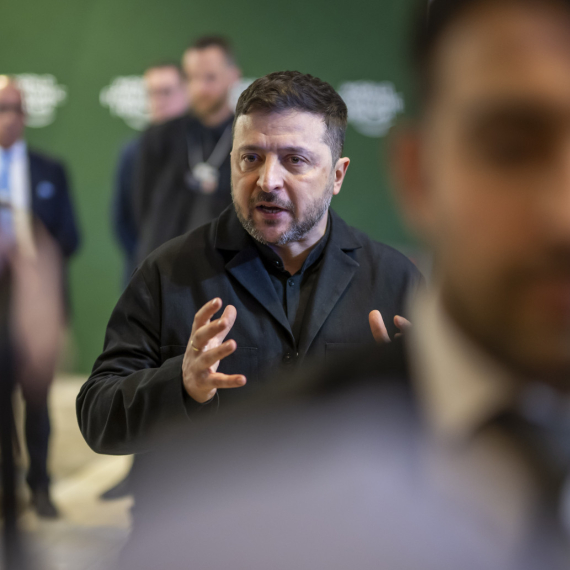 Raskol u ukrajinskoj delegaciji – Zelenski u problemu; Sledi brzi sporazum?