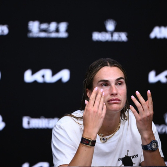 Sabalenka i Švjontek na meti kritika: "Novčana kazna neće učiniti ništa"