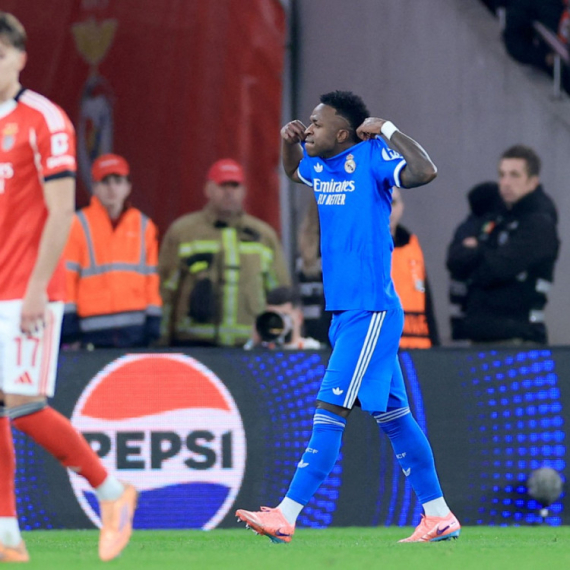 Realu "rat" na "Da Lužu" – Vinisijus genije i provokator, Murinjo isključen