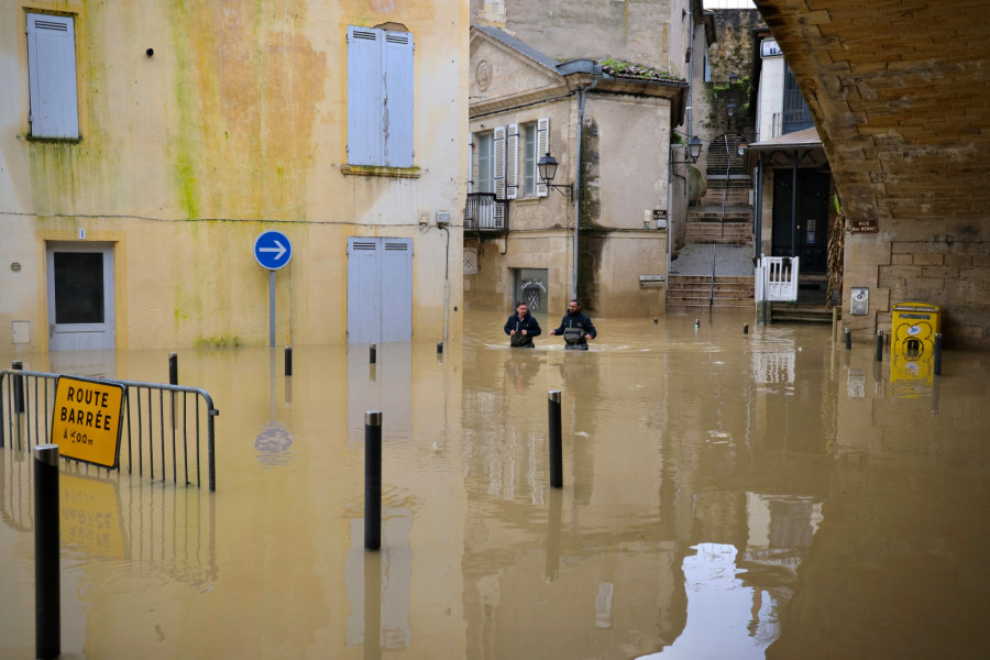 Kiša pada 36. dana zaredom; Gradovi pod vodom – nema struje i vode FOTO/VIDEO