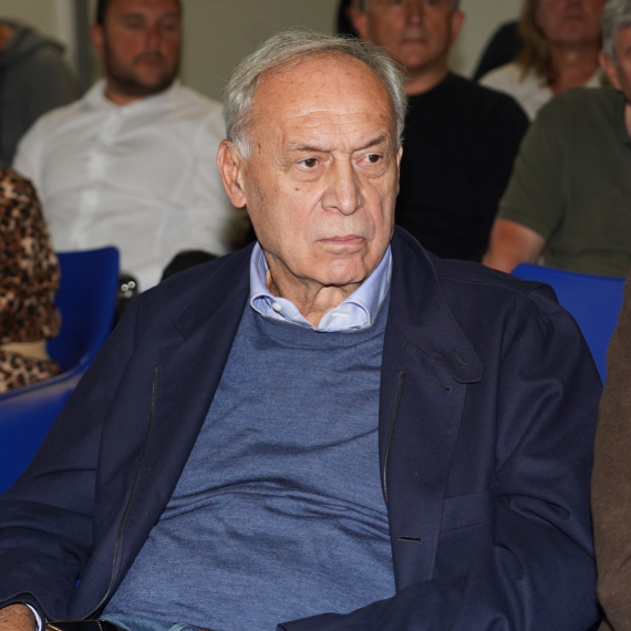 Vučelić: "Bez stida i srama"