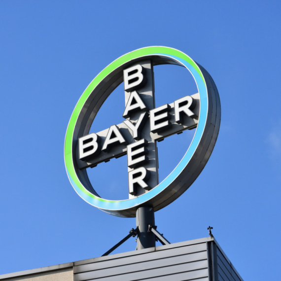 Bajer nudi milijarde kako bi zaustavio talas tužbi u SAD