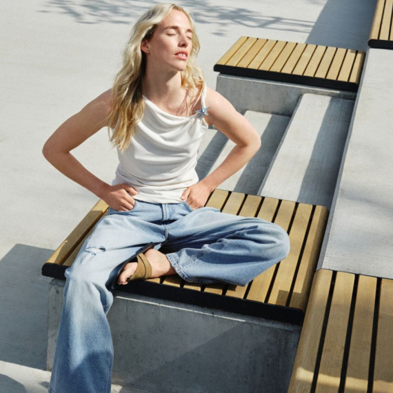 Stilizacije sa ženskim farmerkama Reserved – ideje za svaku priliku