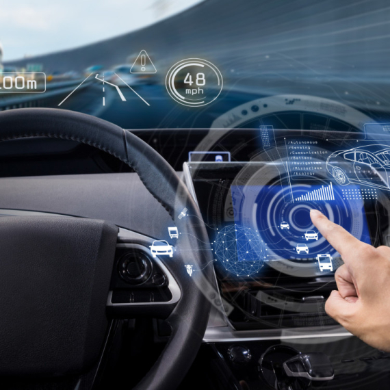 Vaš automobil vas prisluškuje? Izraelske firme hakuju vozila preko Bluetootha i guma