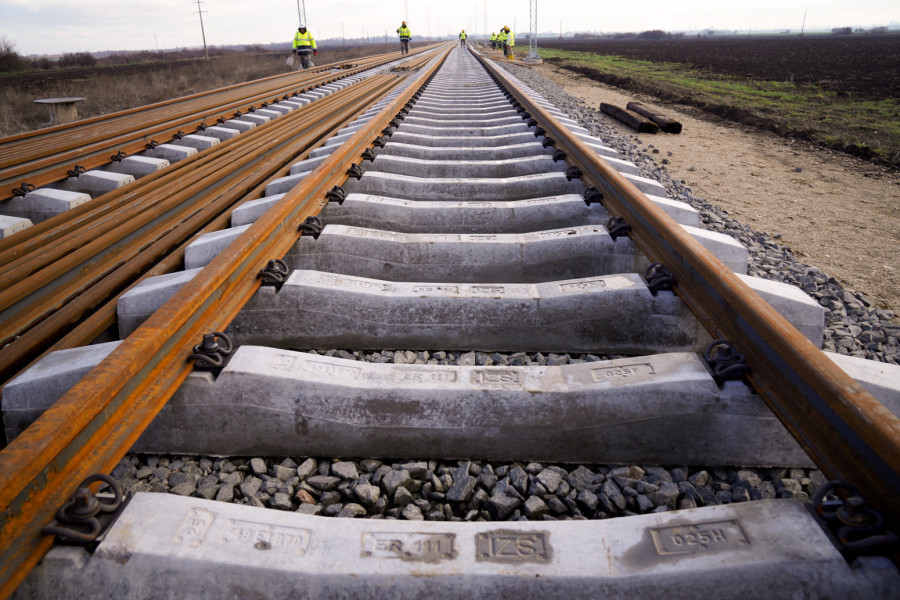 Poznato kada će biti završena pruga do Ekspa: Uskoro nabavka devet novih vozova FOTO