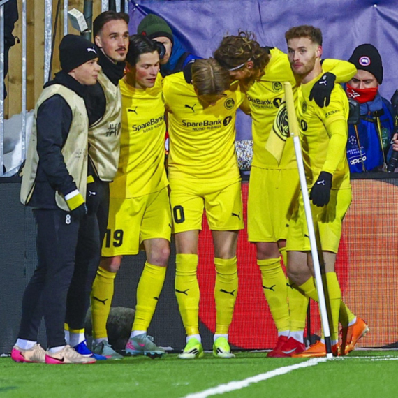 Padaju golovi kao na traci!