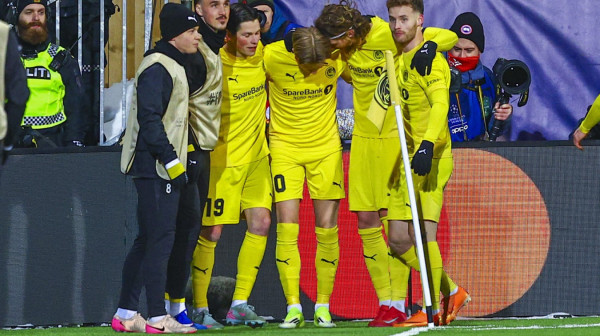 Padaju golovi kao na traci!