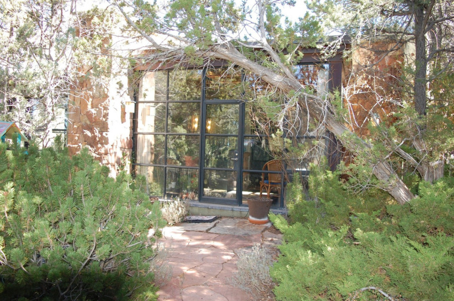 Otkriveno kako je skončao poznati glumački par: Zapanjujuća slika u kući u kojoj su pronađeni