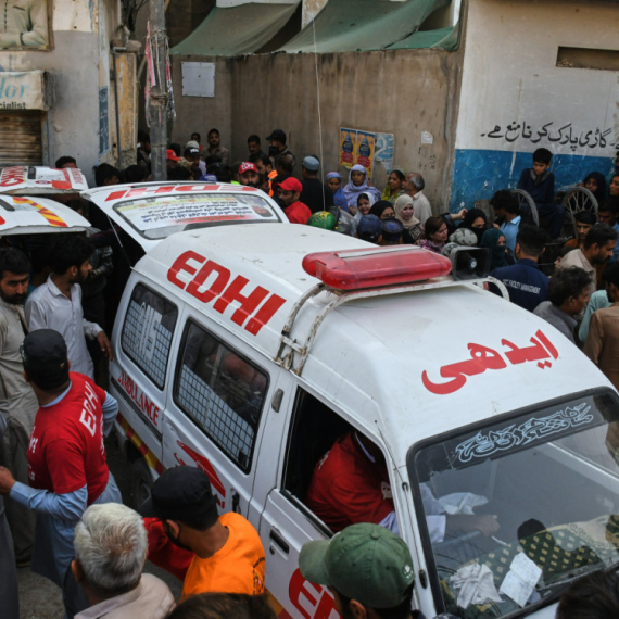 Stravična eksplozija gasa zgradu digla u vazduh: Operacija spasavanja u toku, mnogo žrtava VIDEO