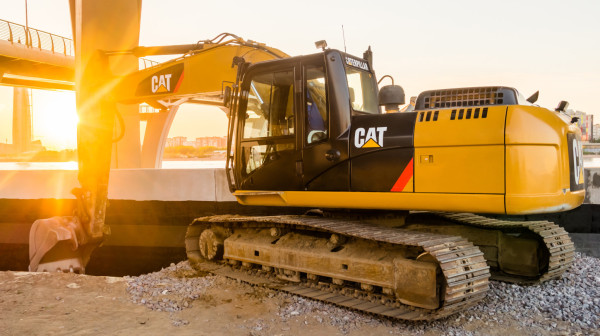 Financial Times Exclusive: Caterpillar Invests in Mega Battery Factory in Subotica