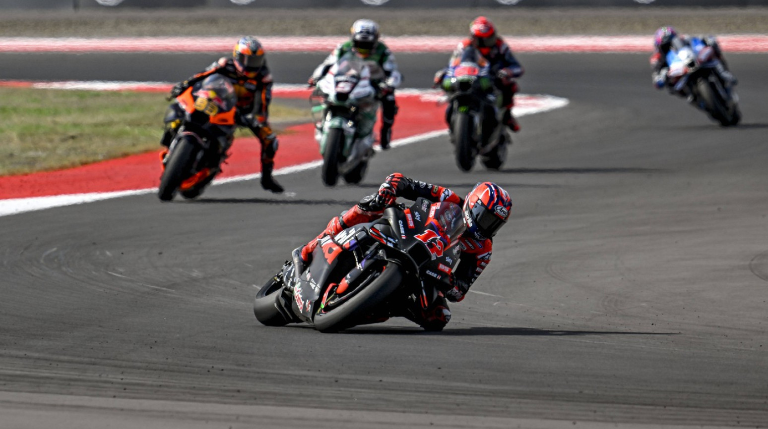 Juriće 300 na sat ulicama Adelejda