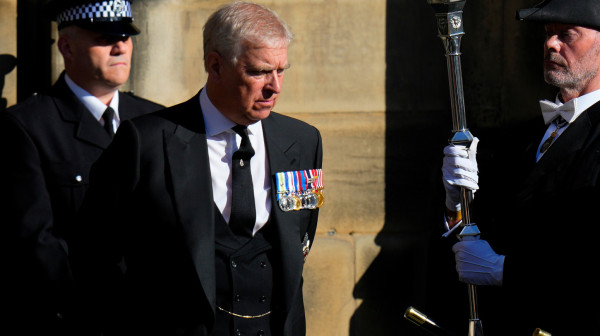 Slike "prestravljenog" princa Endrjua preplavile internet FOTO/VIDEO