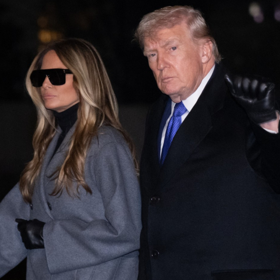 Melanija Tramp postala predmet sprdnje na mrežama FOTO/VIDEO