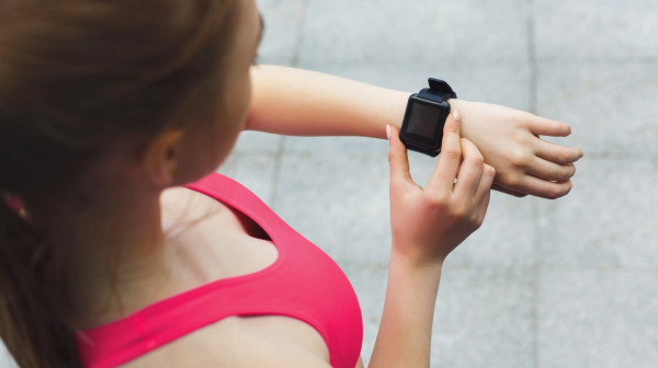 Meta ne odustaje: Stiže pametni sat koji će upravljati vašim životom?