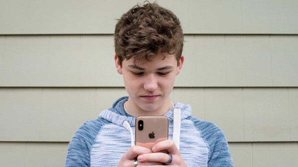 Apple pred sudom: Nisu zaštitili bezbednost dece