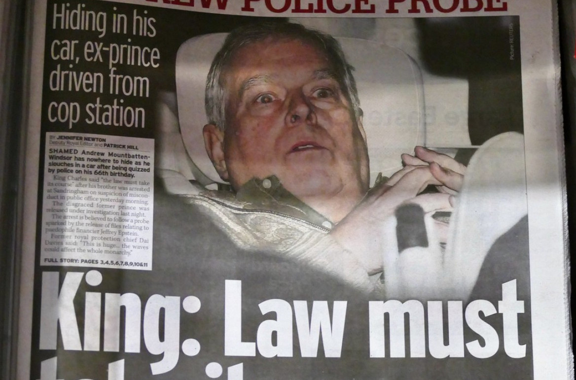 Princ Endrju urlao dok su ga hapsili: "Ja sam kraljičin sin, ne možete ovo da mi radite!"