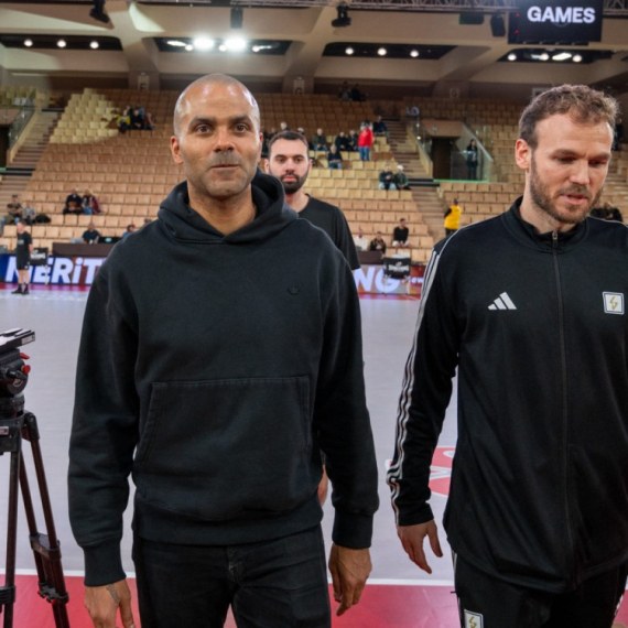 Šou program: Predsednik Parker planira da svog trenera zameni samim sobom