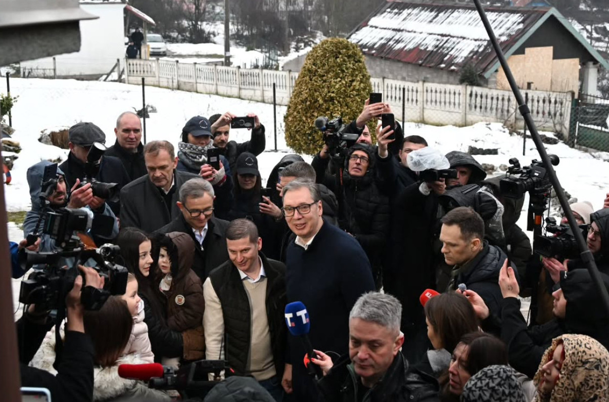 Šta je u planu za 2035? Vučić: Treba da uložimo 3-5 milijardi evra u lokalne puteve